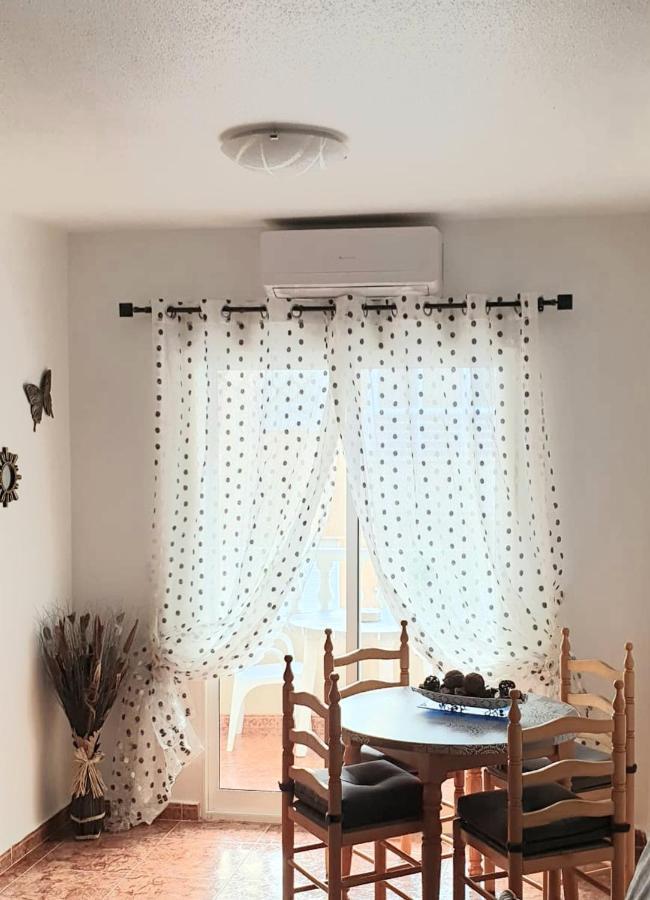 Apartamento Los Gases Torrevieja Buitenkant foto
