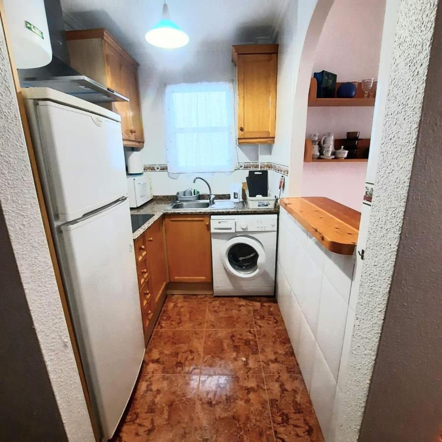 Apartamento Los Gases Torrevieja Buitenkant foto